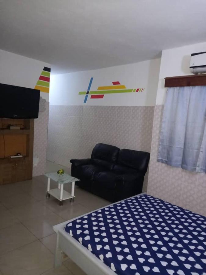 Hotel Residence Georges Colette Yopougon ภายนอก รูปภาพ